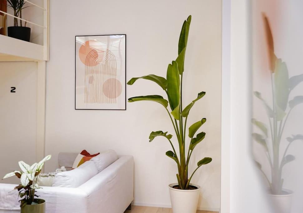 Navigli-Bocconi Spazio Luce Design Apartment Milan Luaran gambar