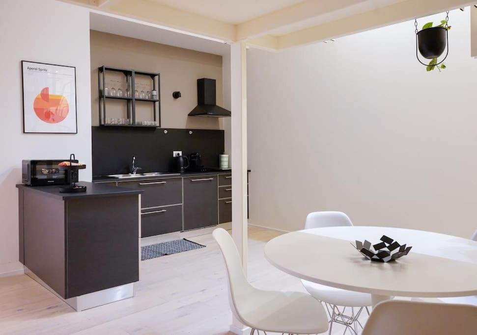 Navigli-Bocconi Spazio Luce Design Apartment Milan Luaran gambar